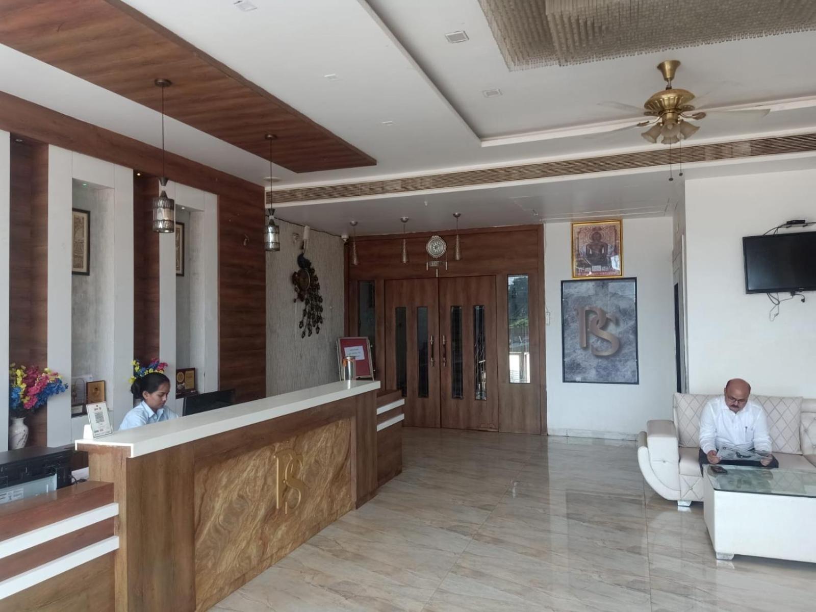 Ps Residency Hotel Shivpurī Exterior foto